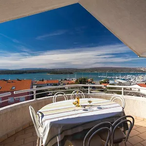 Paradiso Apartment